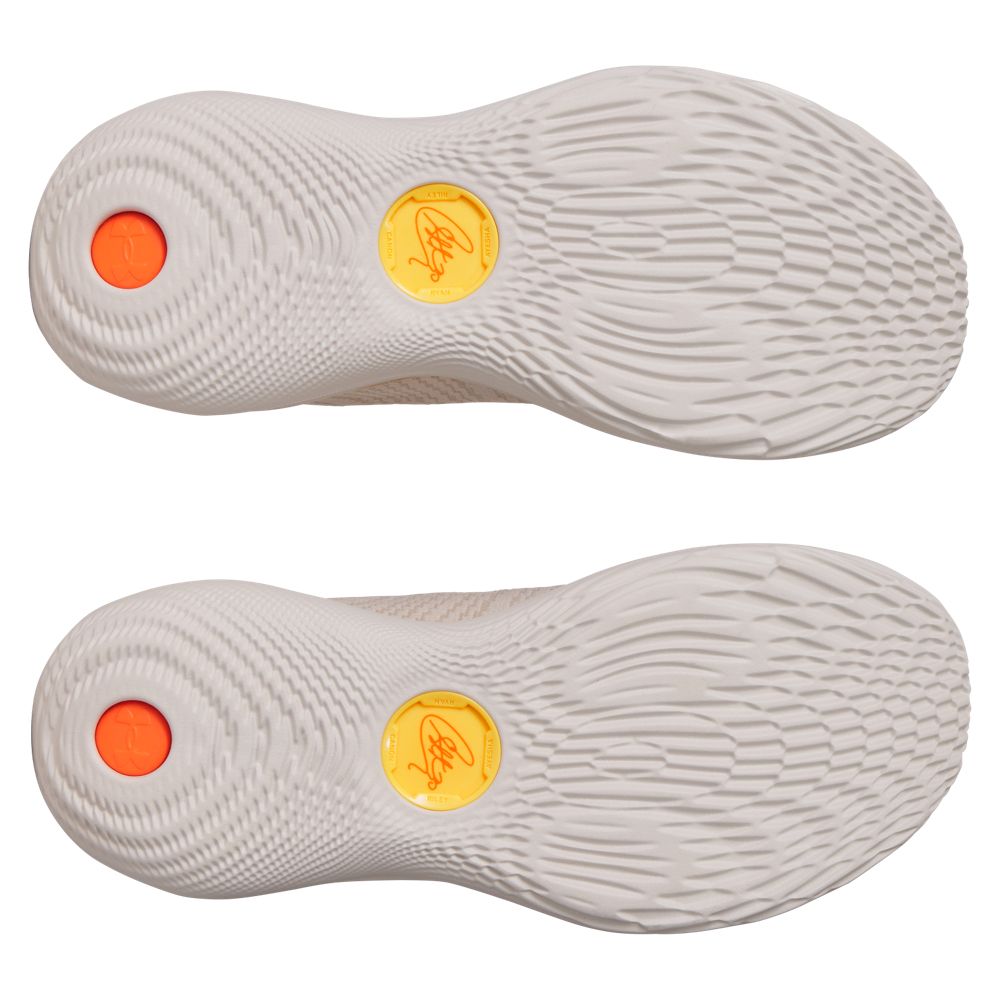 Curry 12 Saturn