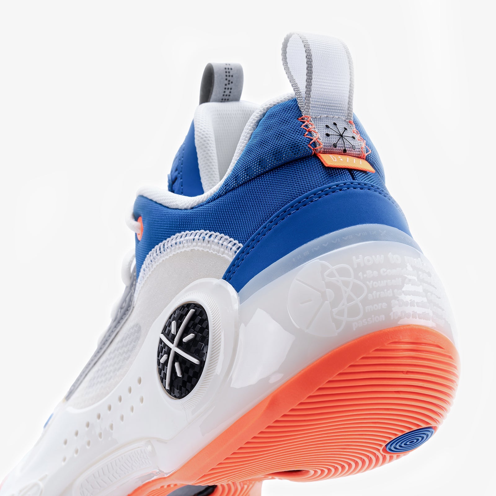 Wade 10 Low Draft Day White