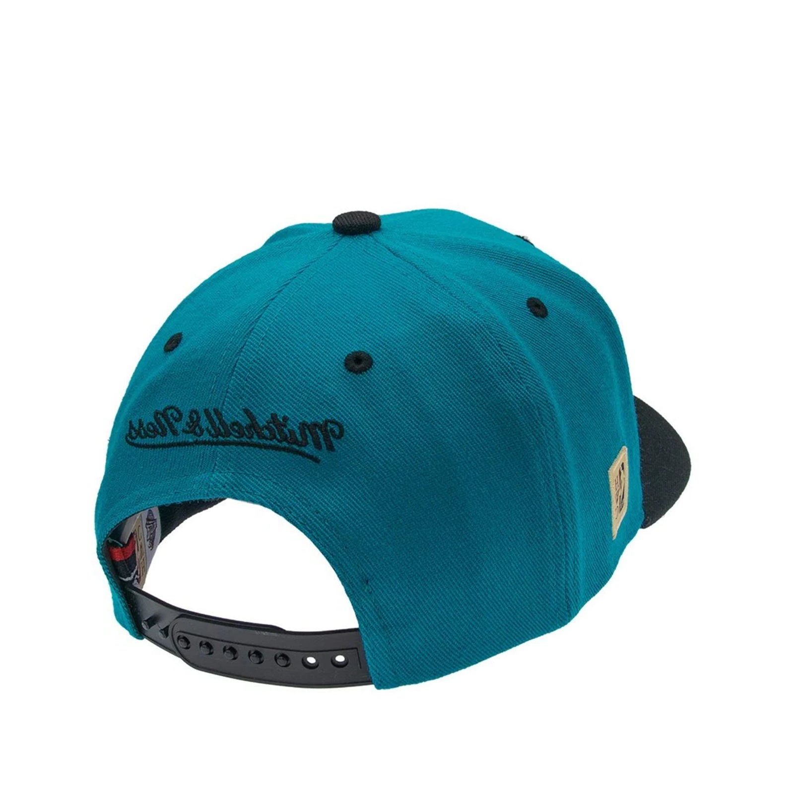 Team Arch Classic Red Detroit Pistons