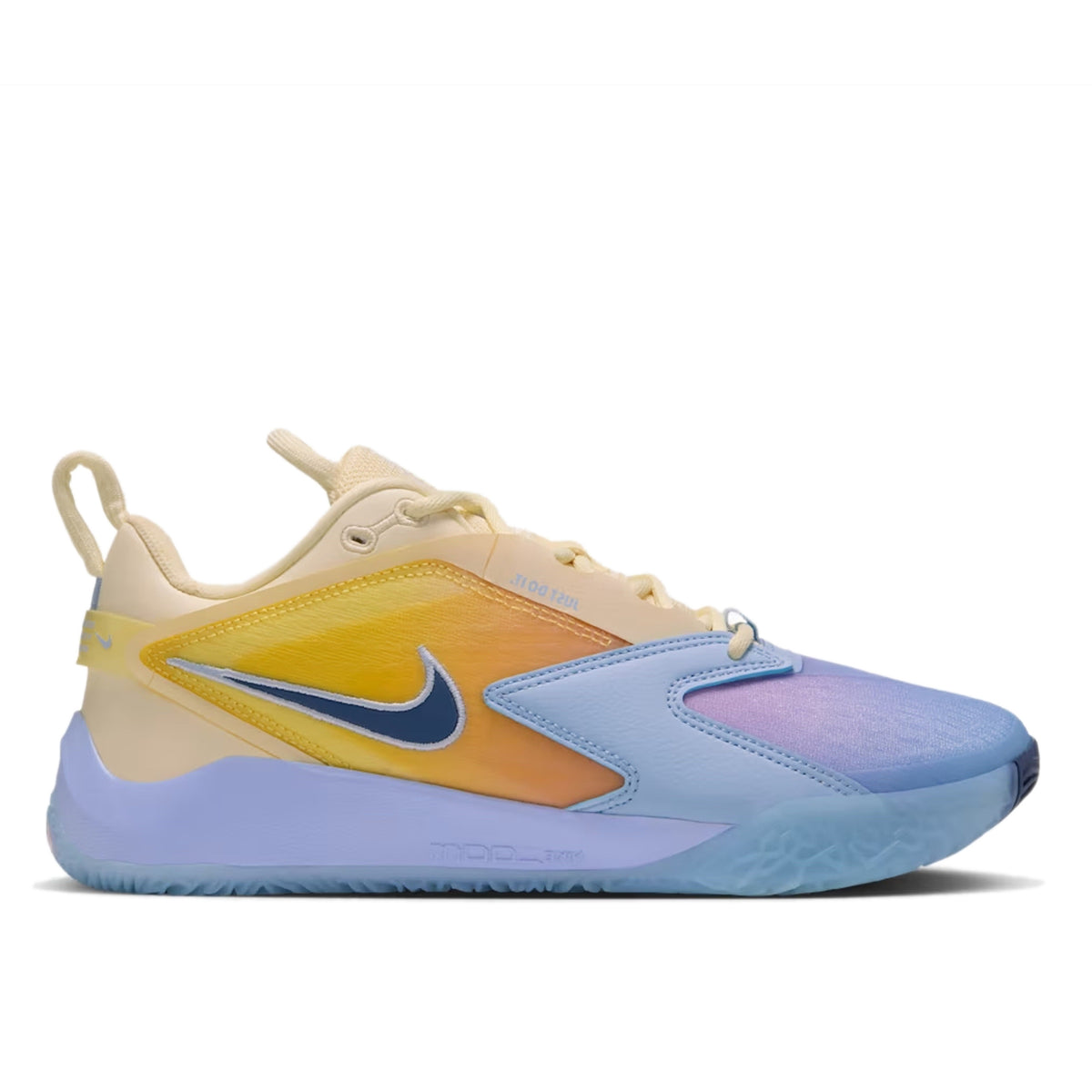 ZOOM HyperAce 3 SE Coconut Milk