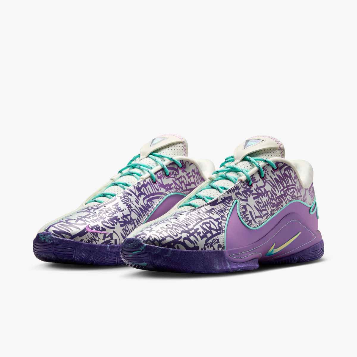 LeBron 22 - Mogul
