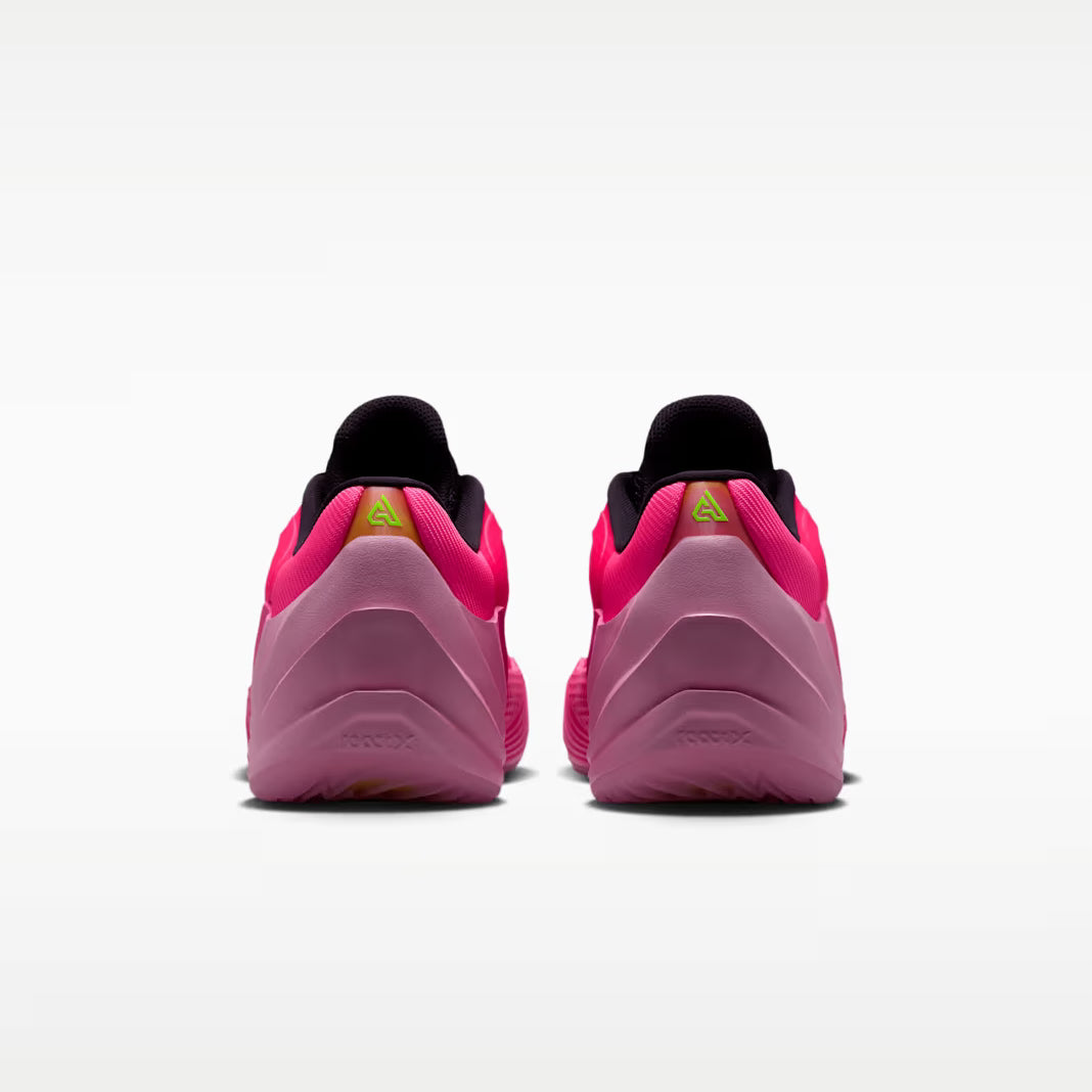 Giannis Freak 8 Buckitos