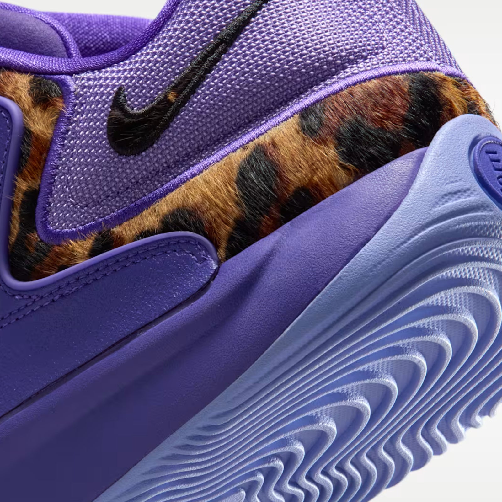 KD 18 x Chet Holmgren "Thunder and Reign"