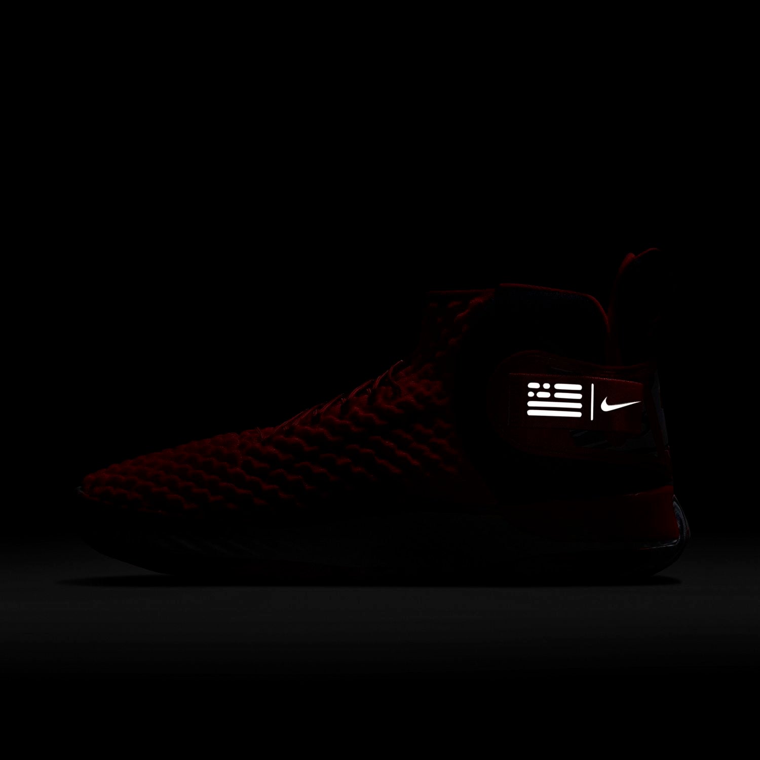 Air Zoom UNVRS FlyEase