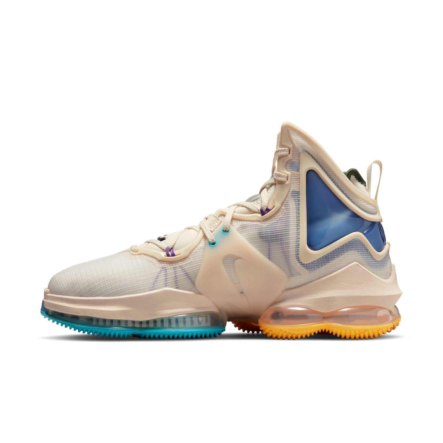 LeBron 19