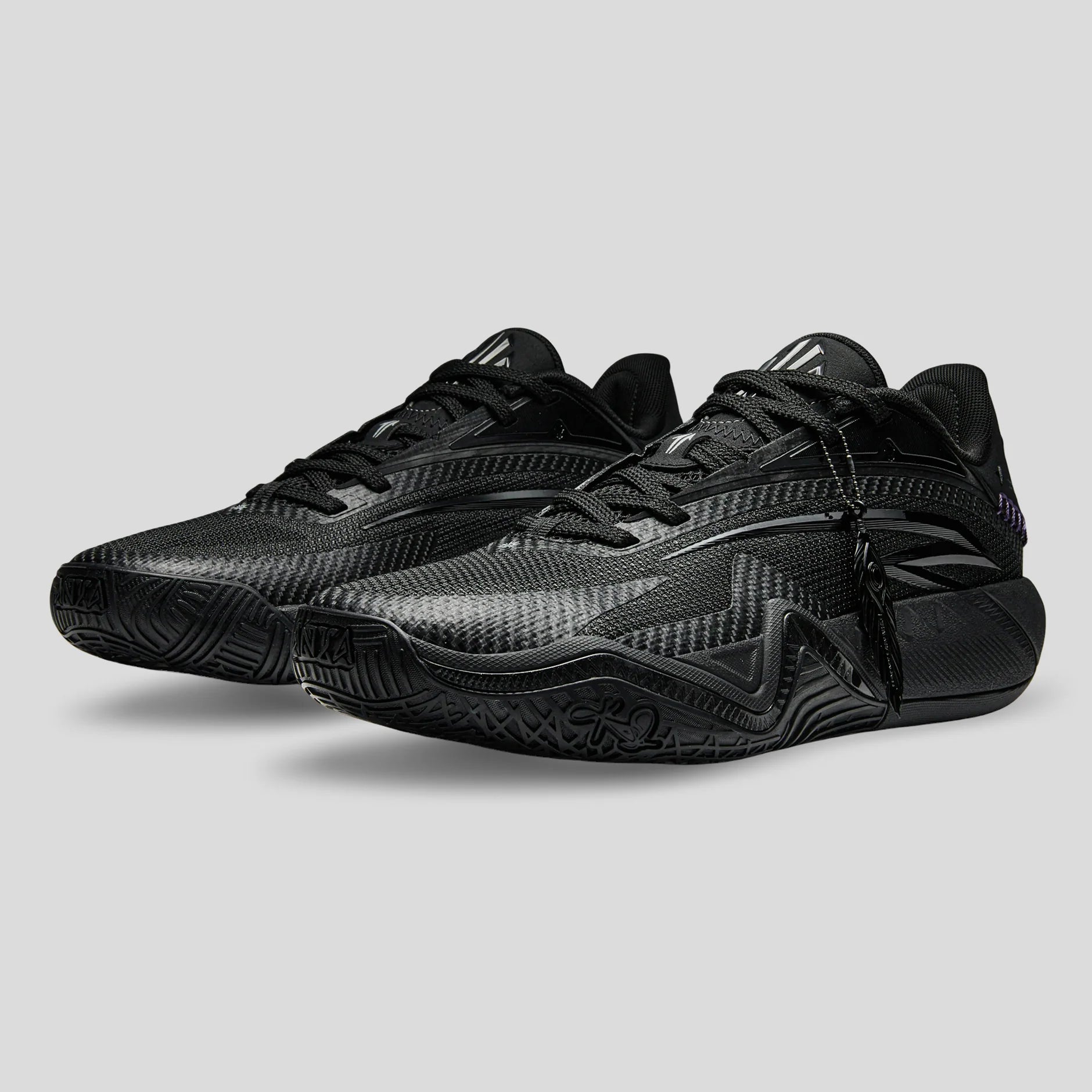 Kai 3 Triple Black