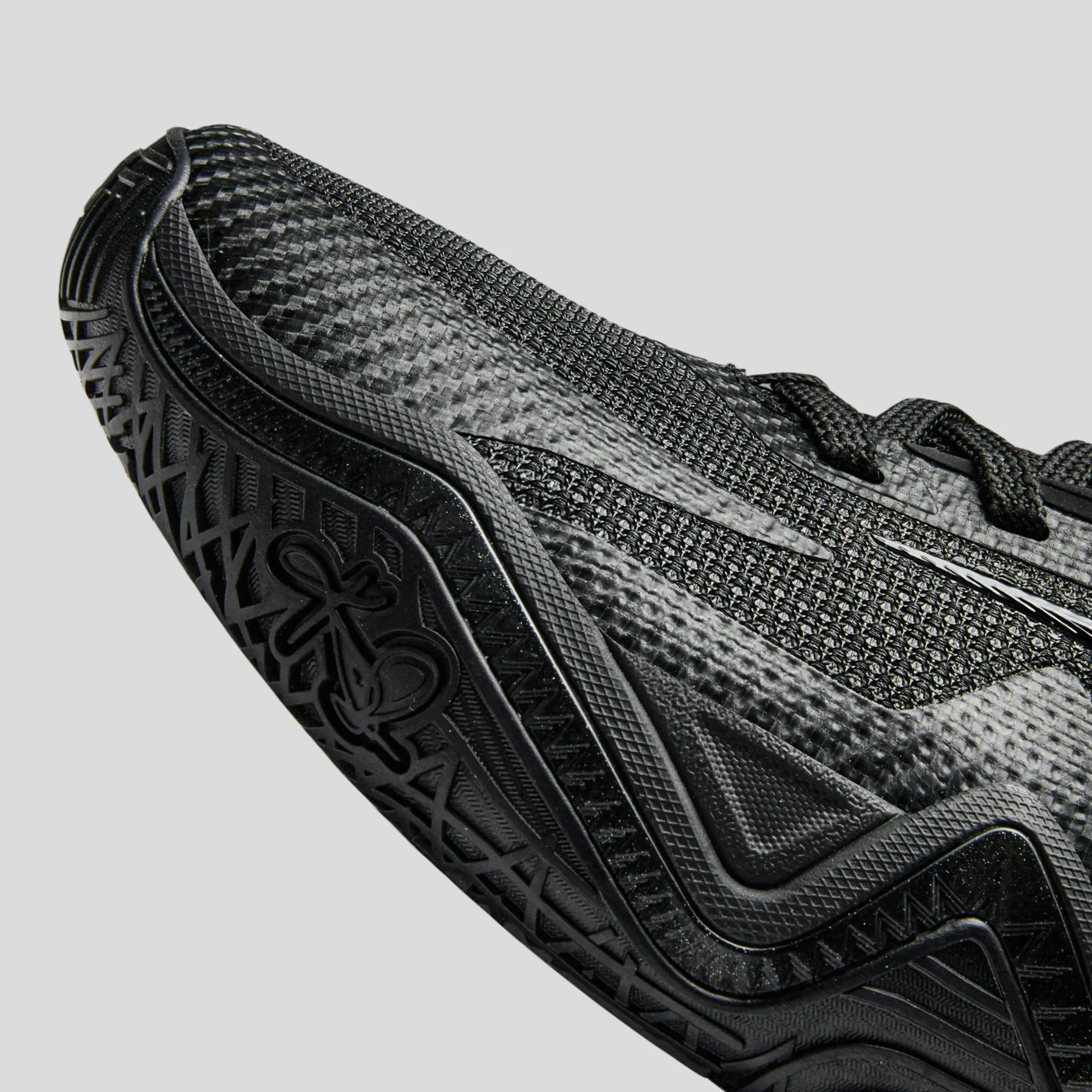 Kai 3 Triple Black