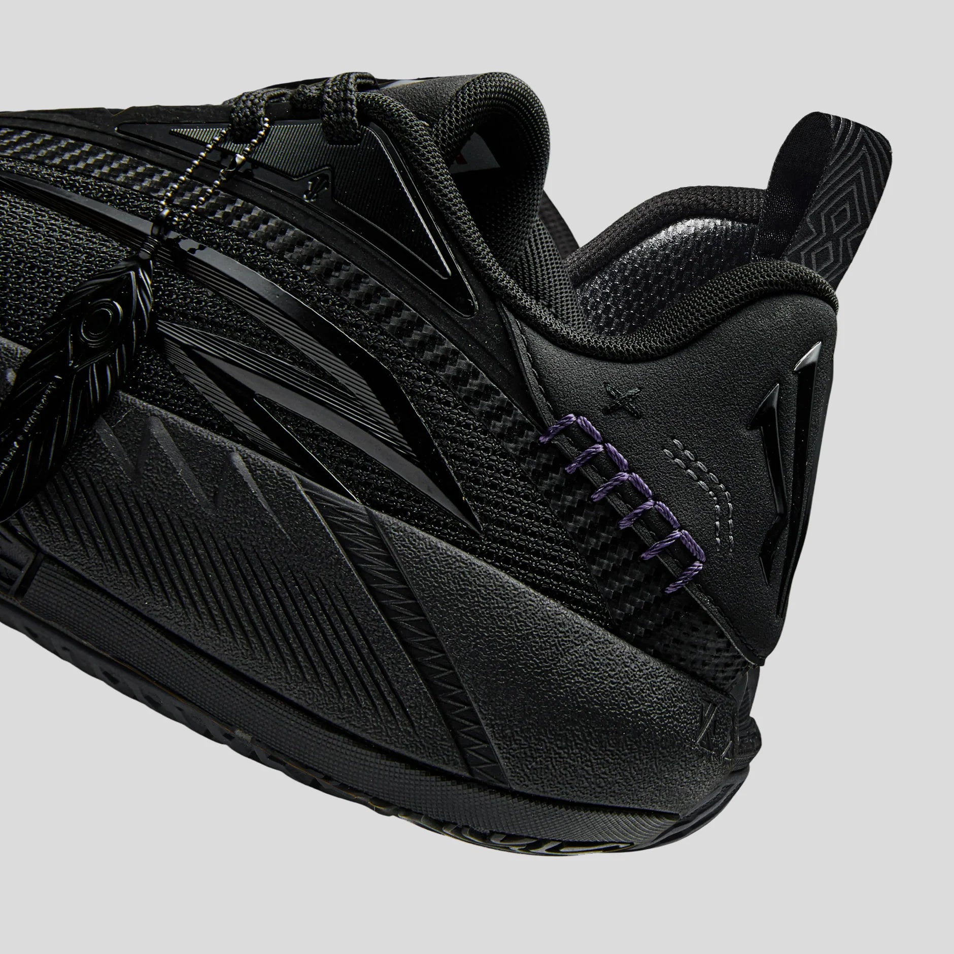 Kai 3 Triple Black