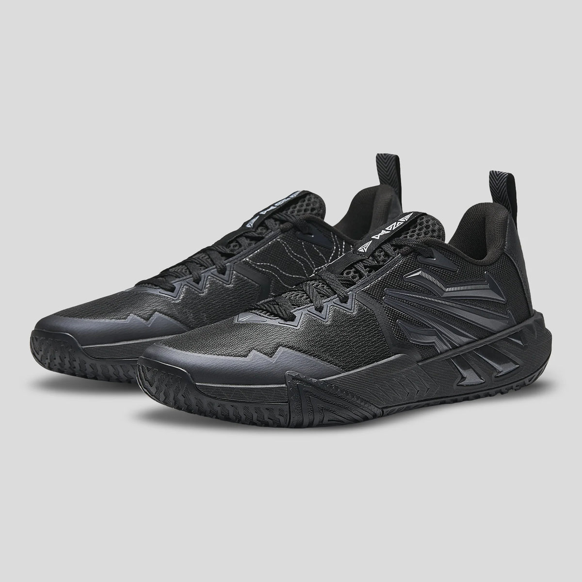 KAI 2 Team Triple Black