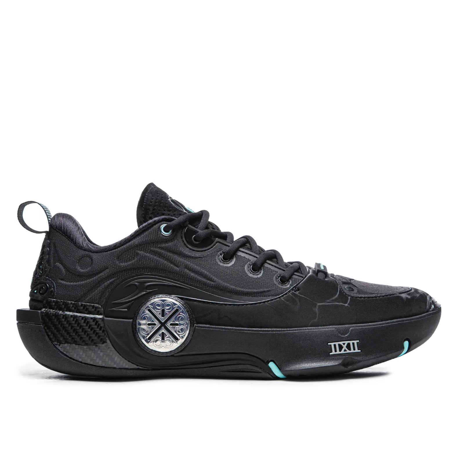 Wade 12 Obsidian