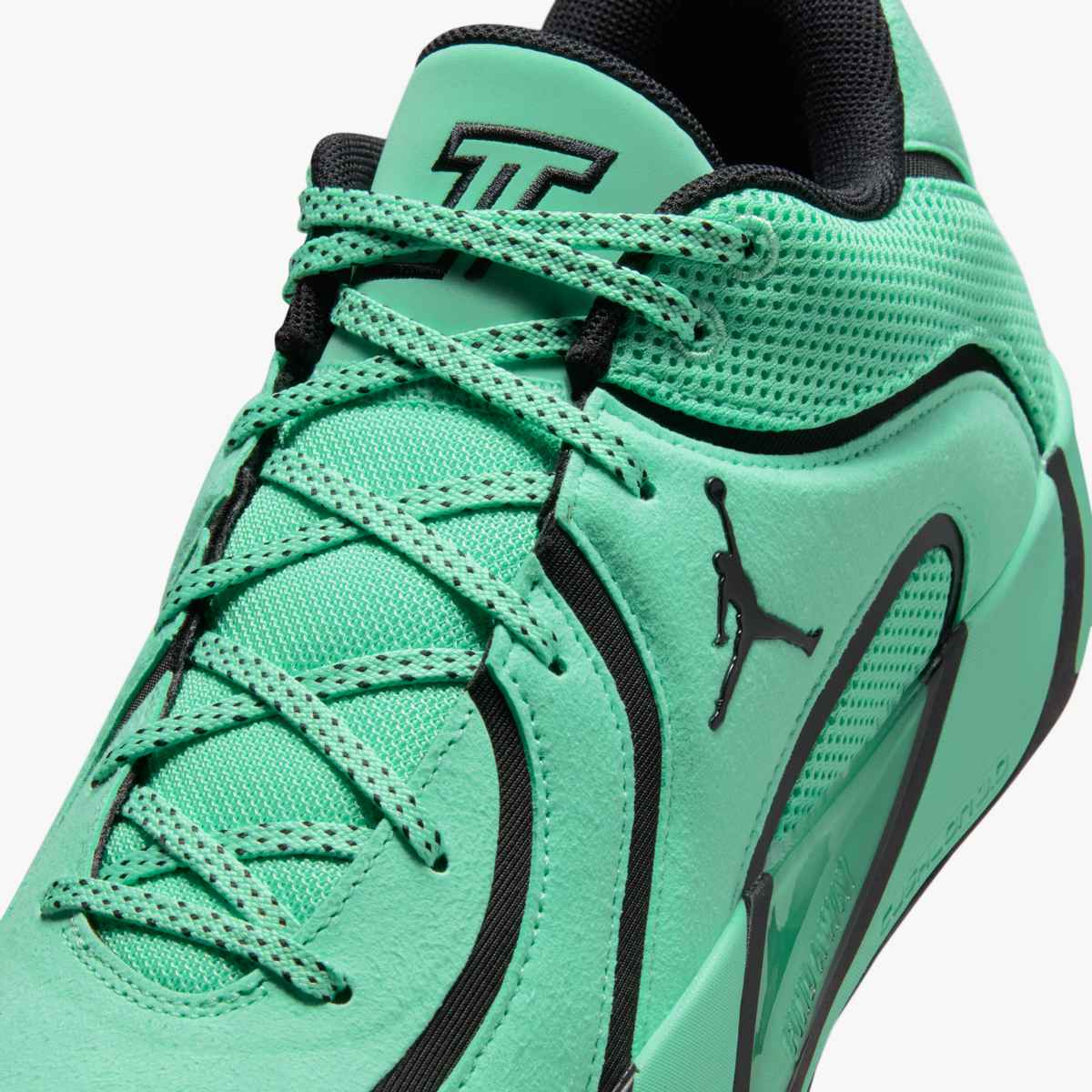 Tatum 4 Green Glow