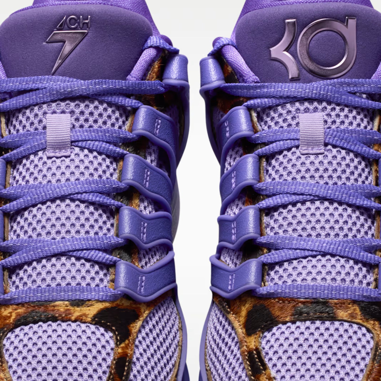 KD 18 x Chet Holmgren "Thunder and Reign"