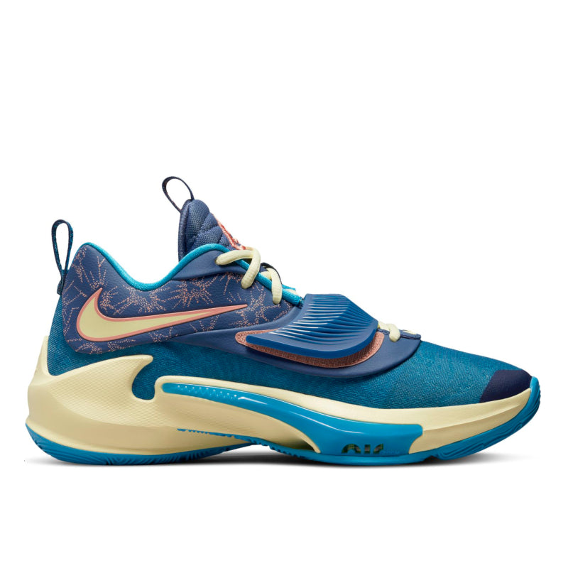 Nike Zoom Freak Valentine's Day Basketball - Main Image